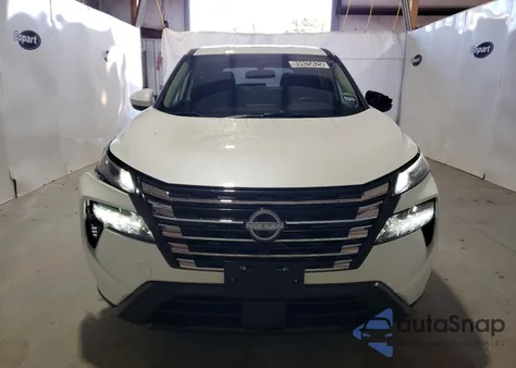 2025 Nissan Rogue Sv z USA, uszkodzony, nr VIN 5N1BT3BA9SC828181